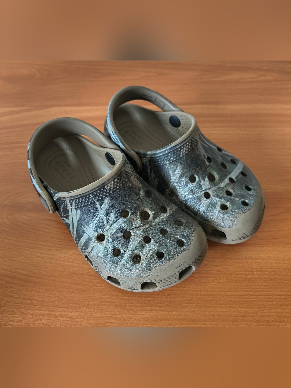 Crocs Toddler Classic Clog Size C10 Camo